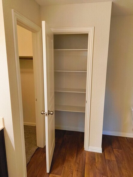 Building Photo - 1432 Sierra Estate Trail