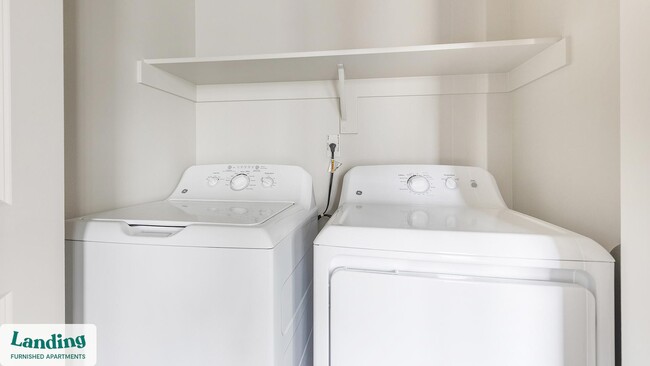 Building Photo - 2145 Molalla Rd