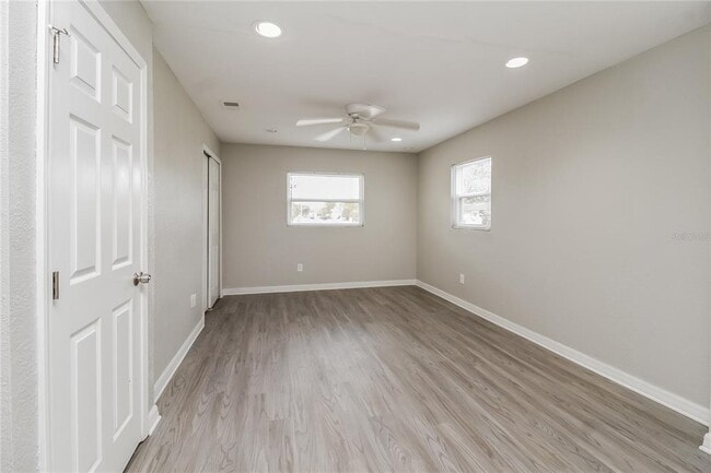 Building Photo - 125 Yale Dr