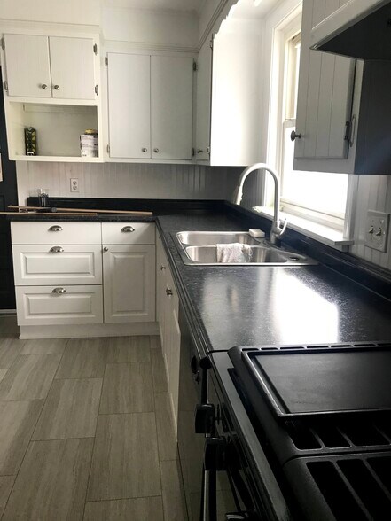 New open Farmhouse kitchen. - 52 Orchard Street
