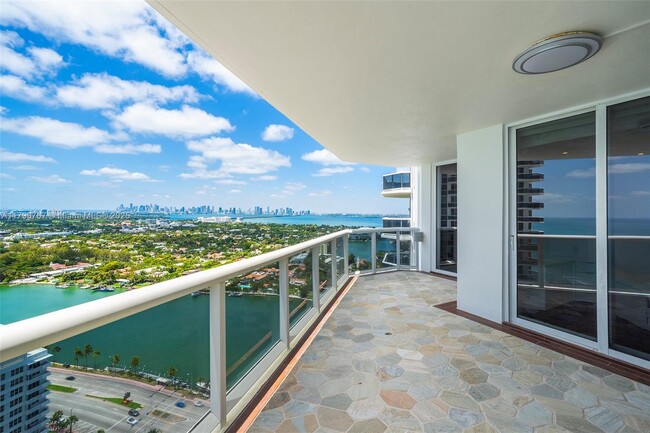 Building Photo - 4779 Collins Ave