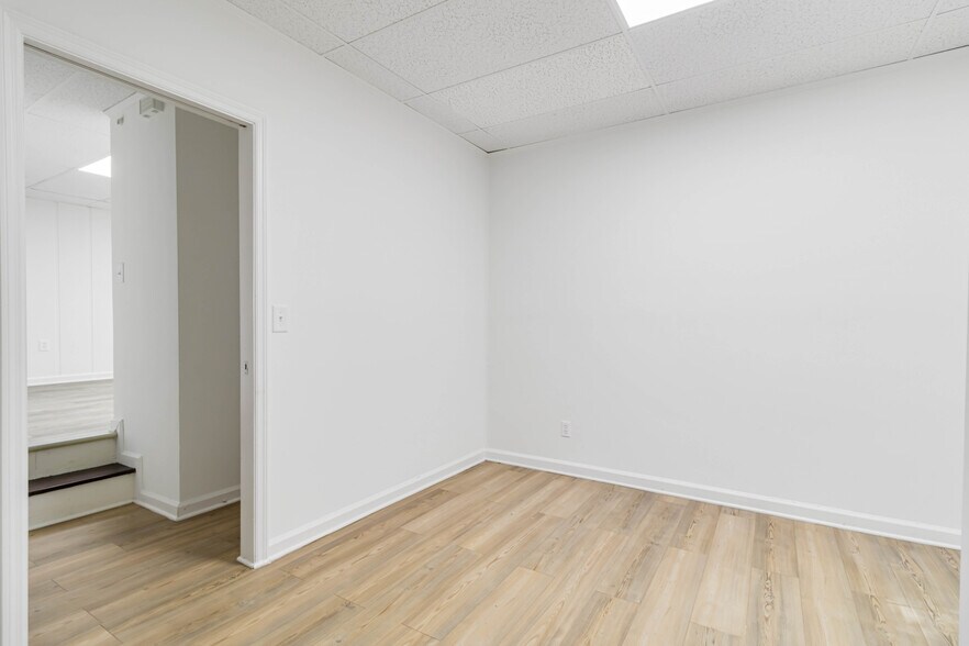 Building Photo - 6500 Gaines Ferry Rd
