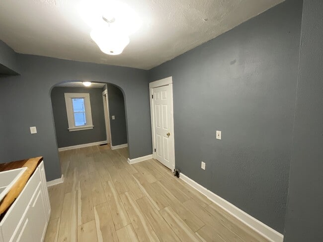 Building Photo - 12602 Thornhurst Ave