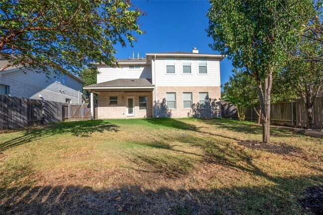 Building Photo - 9516 Castle Pines Dr