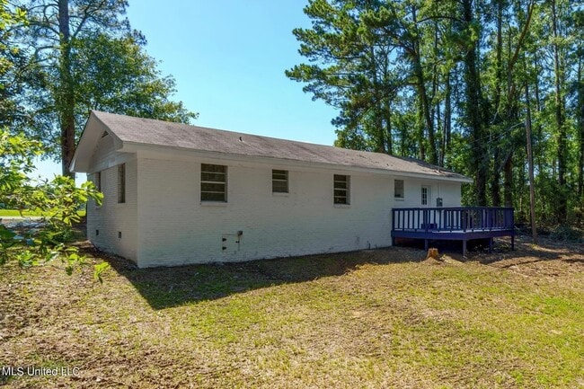 Building Photo - 2432 Monroe Rd