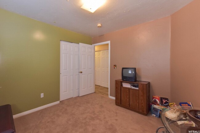 Building Photo - West Jordan's Hidden Gem: A Home Designed ...