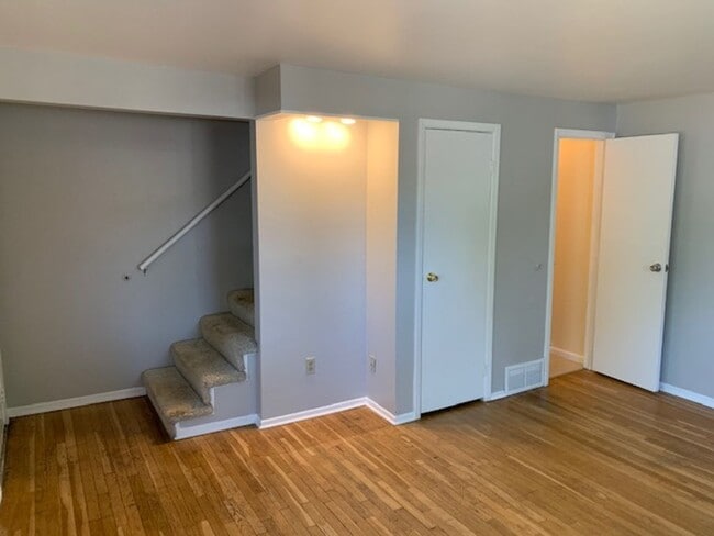 Building Photo - Private 2-Story End Unit