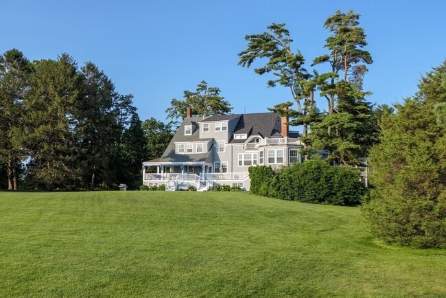 Building Photo - 48 Proctor St