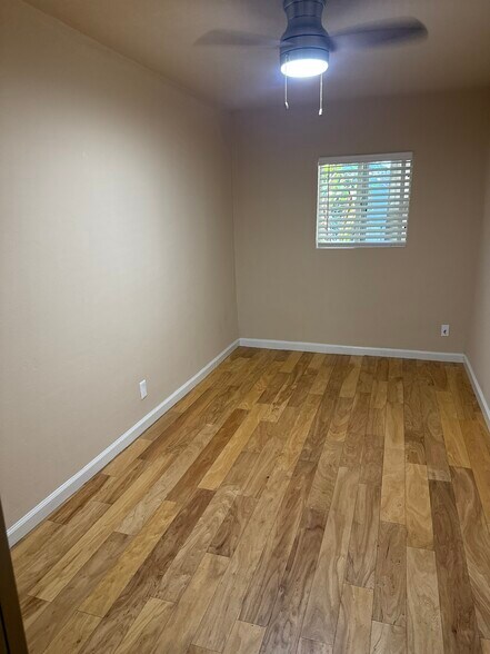 Building Photo - 1711 Miramar St
