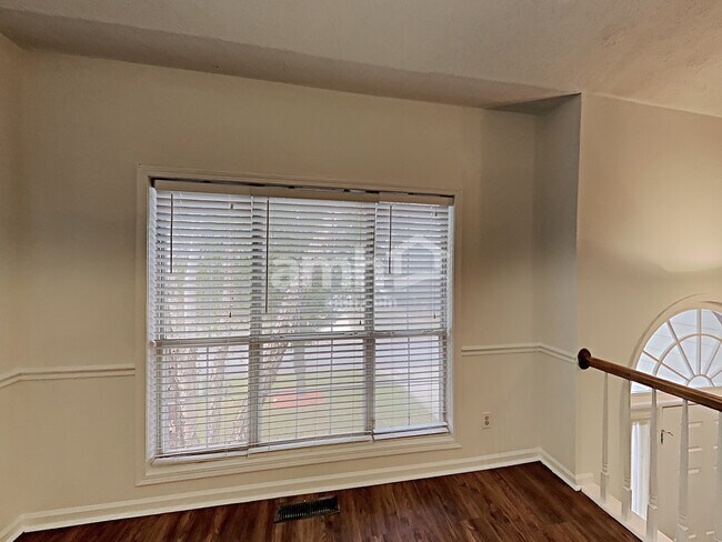 Building Photo - 7142 Big Woods Dr