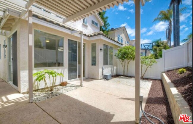 Building Photo - 1817 Calypso Dr