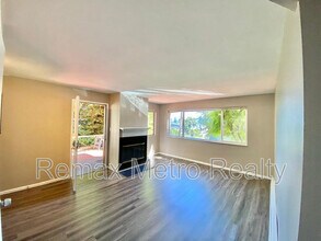 Building Photo - 512 Galer St