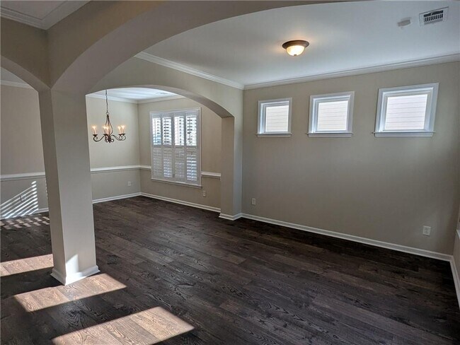 Building Photo - 4920 Hidden Meadow Dr