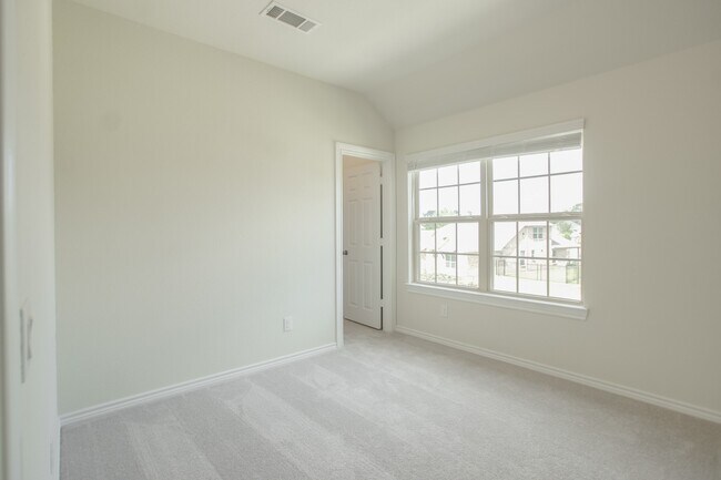 Building Photo - 3 Pioneer Canyon Pl