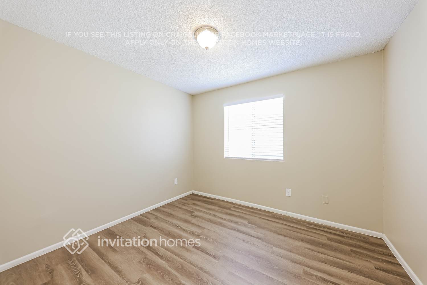 Building Photo - 2929 W Michelle Dr