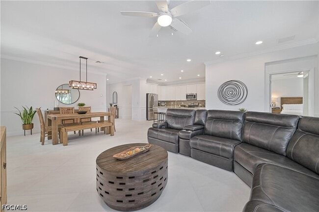 Building Photo - 15550 Pascolo Ln