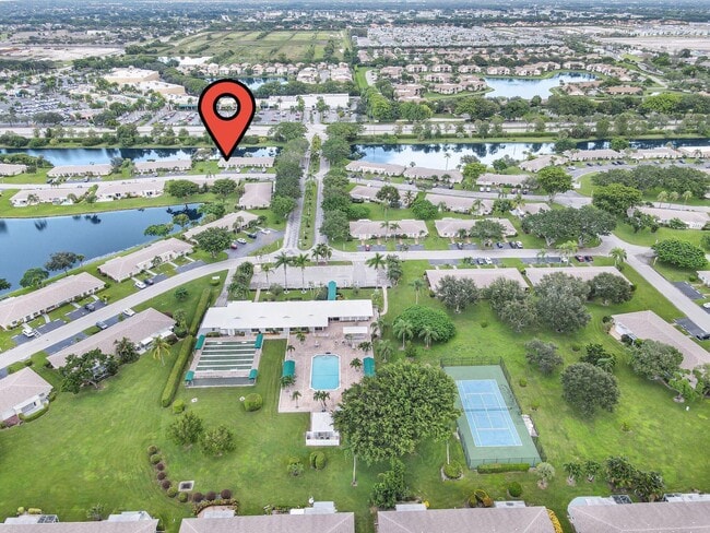 Building Photo - 8807 Bella Vista Dr