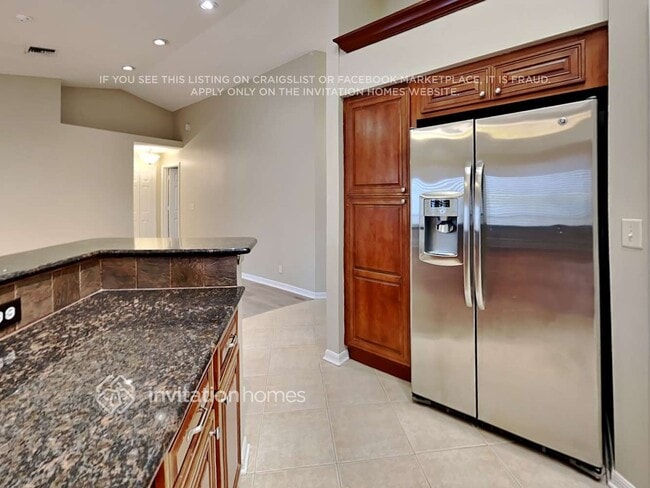 Building Photo - 13036 Meadowbreeze Dr