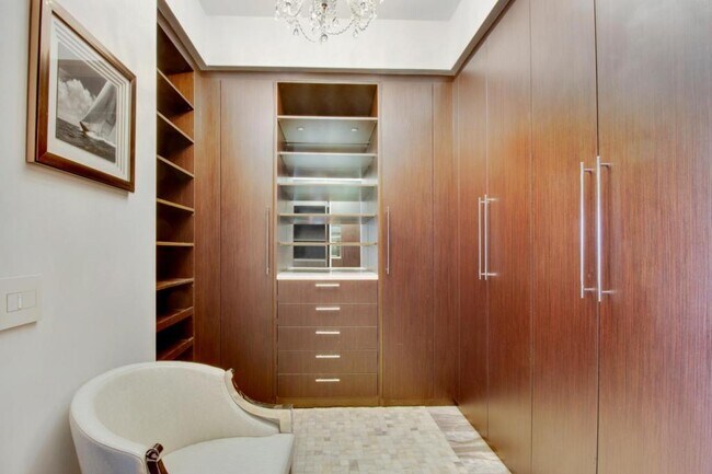 Building Photo - 9703 Collins Ave