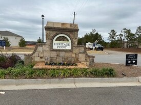 Building Photo - 1112 Holland Dr