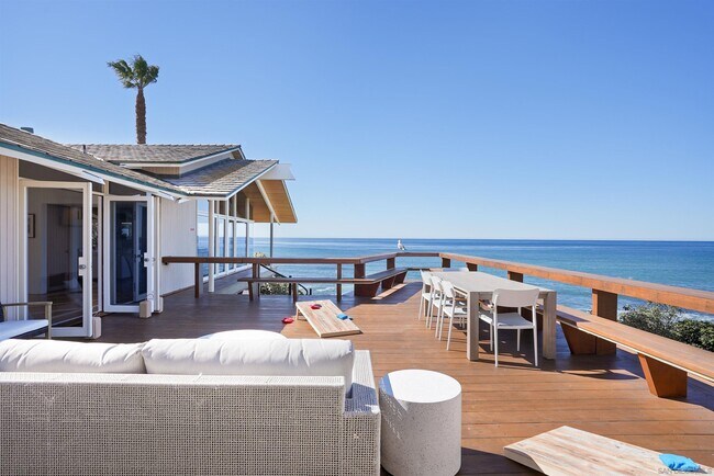 Building Photo - 6266 Camino De La Costa