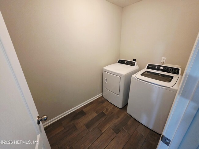 Building Photo - 474 Shetland Dr