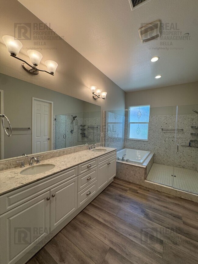 Building Photo - Beautiful Winchester Home with Open Floor Plan, Office & Solar