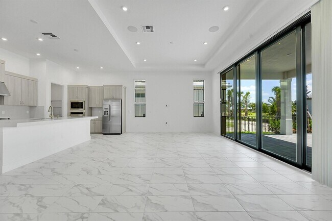 Building Photo - 13908 Vivant Dr