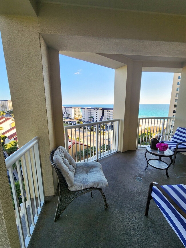 Building Photo - 11800 Front Beach Rd