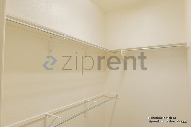 Building Photo - 232 Whitewing Ln