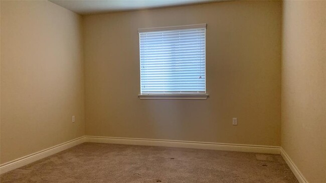 Building Photo - 6805 Alleyton Dr