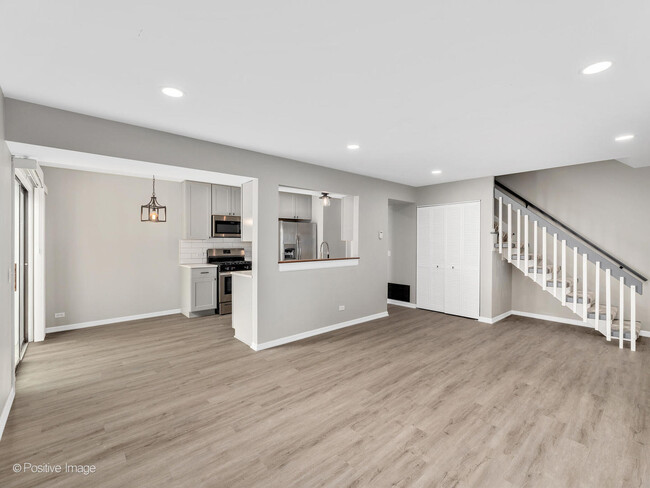 Building Photo - 721 Sunfish-