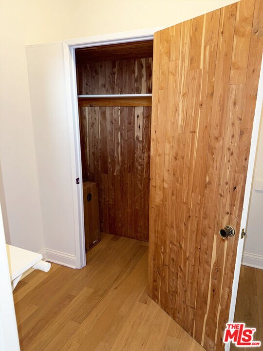 Building Photo - 125 S Elm Dr