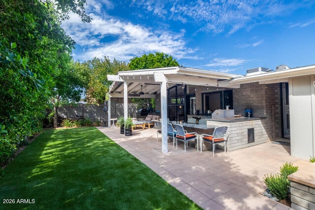 Building Photo - 6845 E Earll Dr