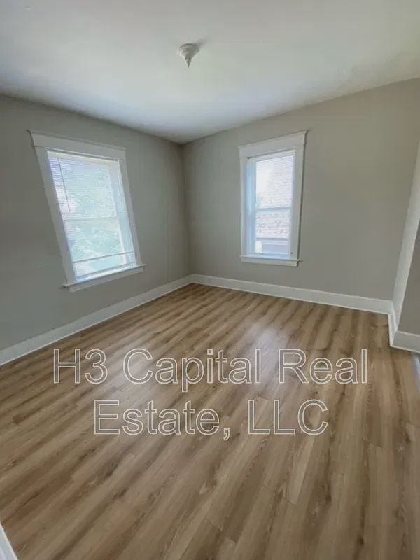 Building Photo - 2022 Cleveland Blvd