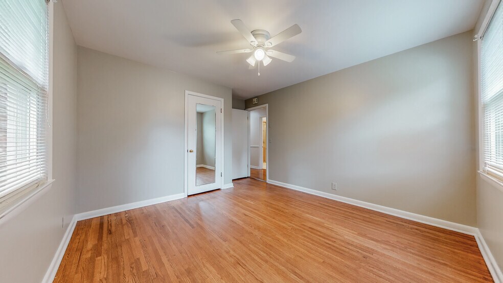 Building Photo - 203 Donelson Hills Dr