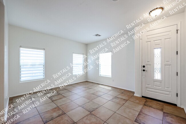 Building Photo - 1074 S Hawk Ln