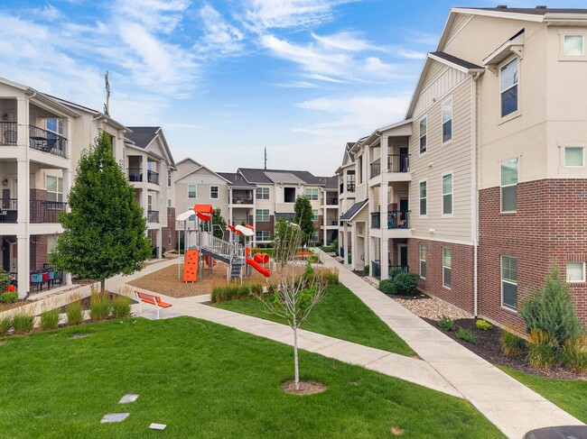 Building Photo - Spacious 3 Bed, 2 Bath Condo in The Exchange – Lehi, UT