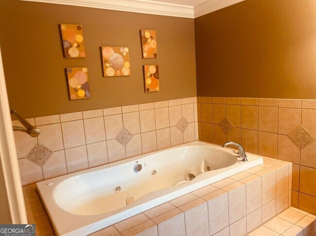 Building Photo - 5100 Redan Rd