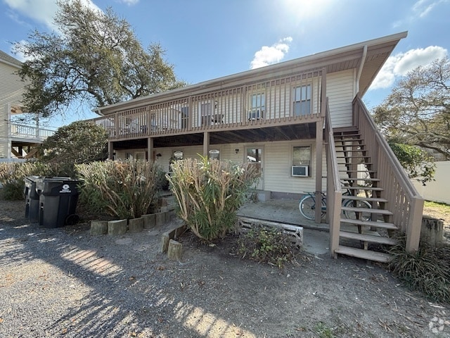 Building Photo - 131 Sunset Dr