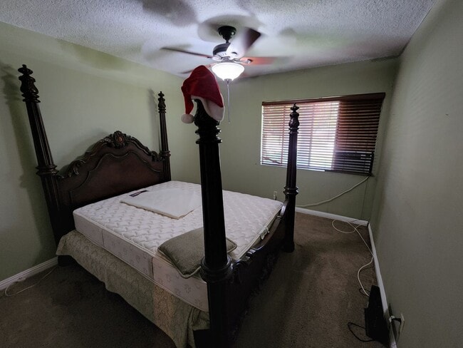 Building Photo - Excellent home on large lot for lease!