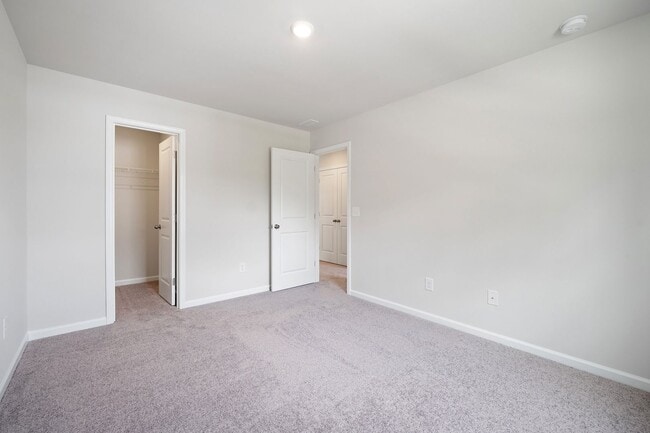 Building Photo - 13012 Lannister Dr