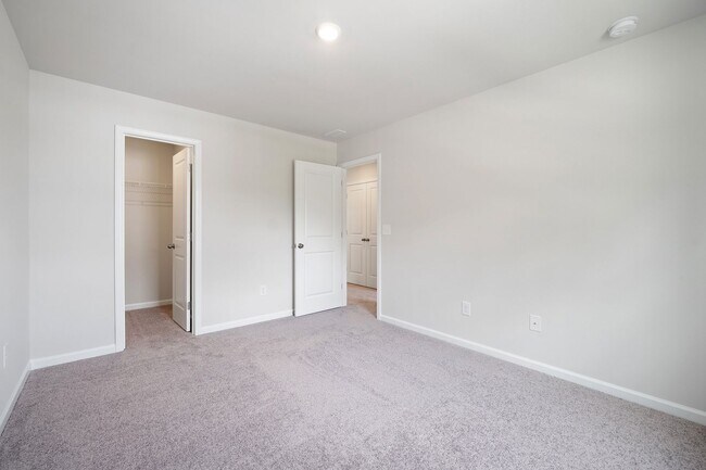 Building Photo - Like New Smart Home in the Palisades Area!
