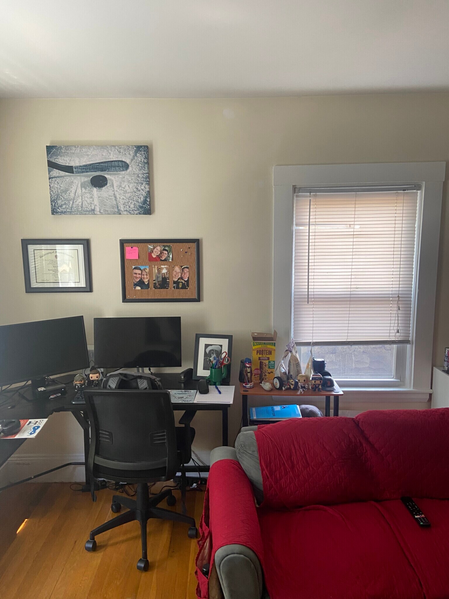 Building Photo - 20 Magoun St