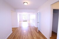 Building Photo - 2 bedroom in Queens NY 11374