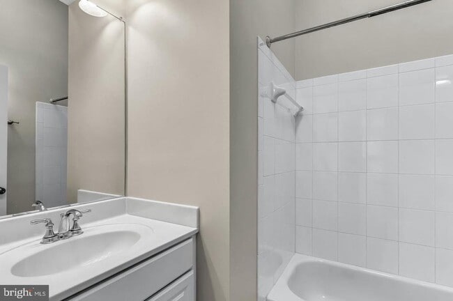 Building Photo - 12228 Grassy Hill Ct