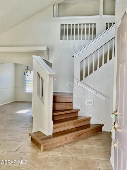 Building Photo - 7369 Luz De Lumbre Ave