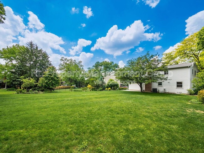 Building Photo - 1627 Keats Ct