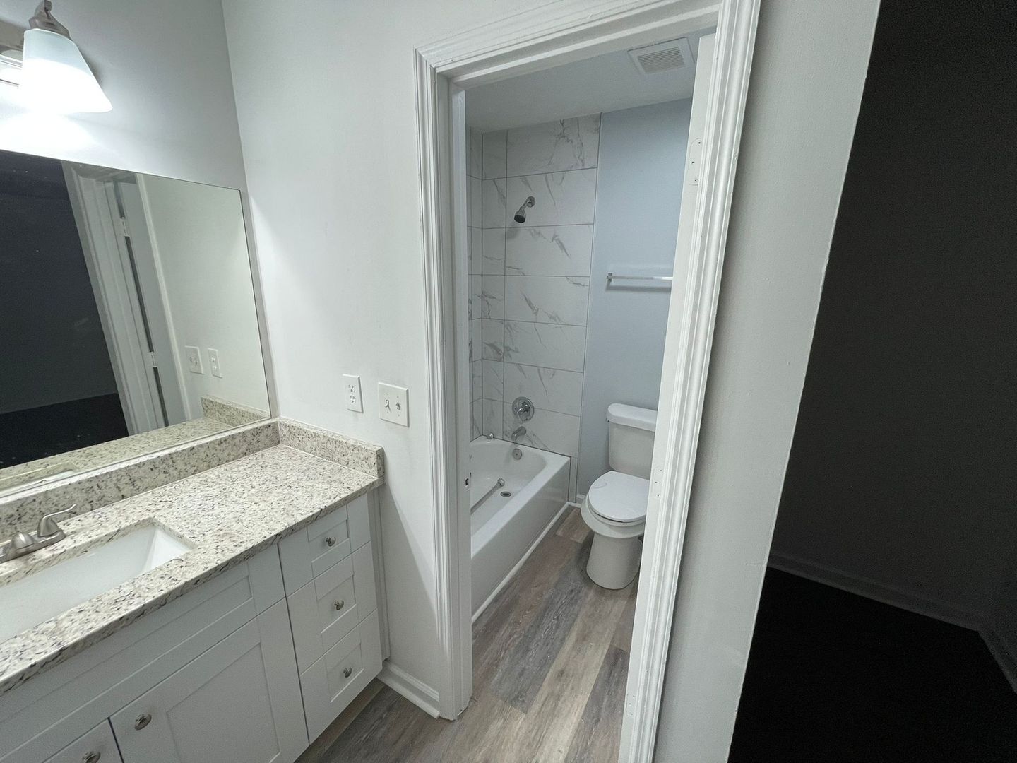 Building Photo - 5963 Thomas Ct