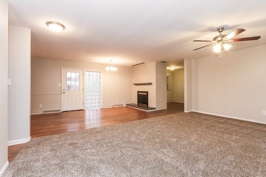 Building Photo - 7605 Kimberly Dr